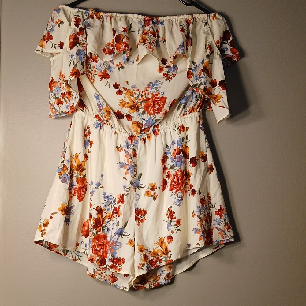 Cream Floral Romper Shorts Playsuit Medium